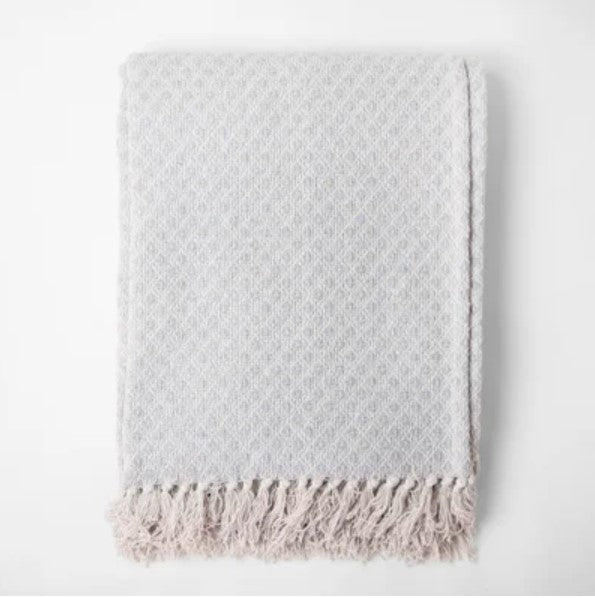 Light Grey Diamond Pattern Throw
