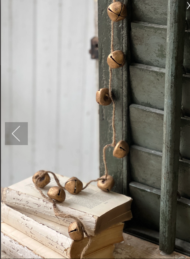 Gold Song Garland Small | 6'