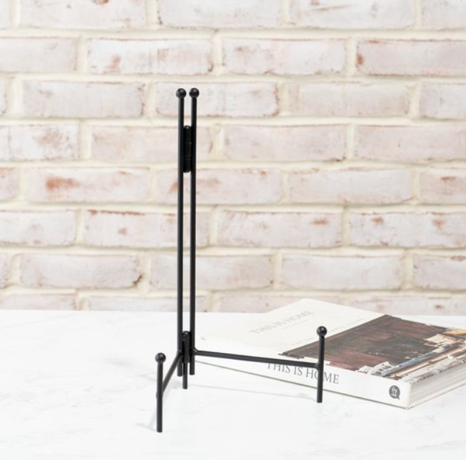 Margie Straight Back Easel