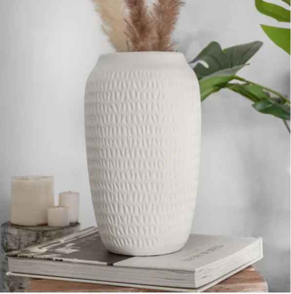 Lizzy White Textured Vase