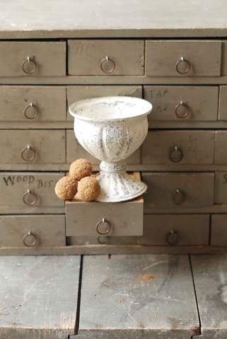 Vases & Planters