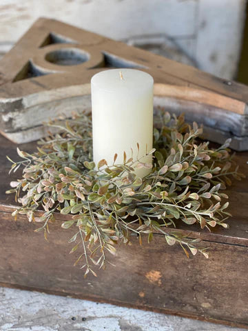 Eventide Leaves Candle Ring