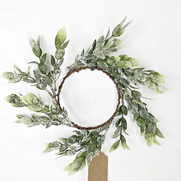 Snowy Boxwood Candle Ring