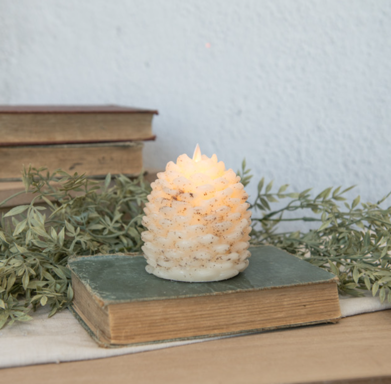 Moving Flame Pinecone Candle