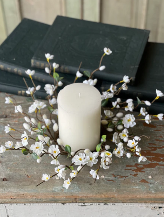 Meandering Blooms Candle Ring