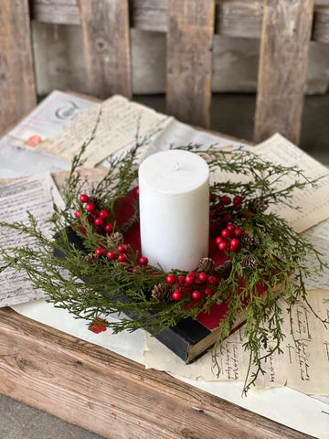 December Cedar Candle Ring